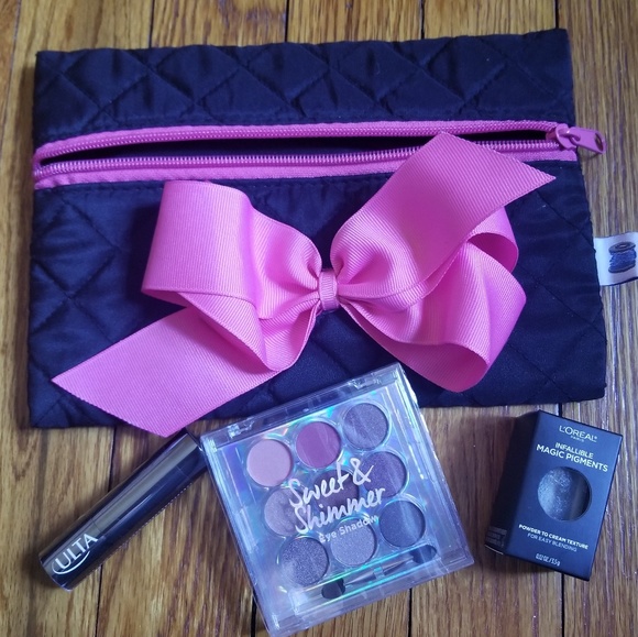 🎁3/$20 Make-up Bundle - Picture 1 of 6